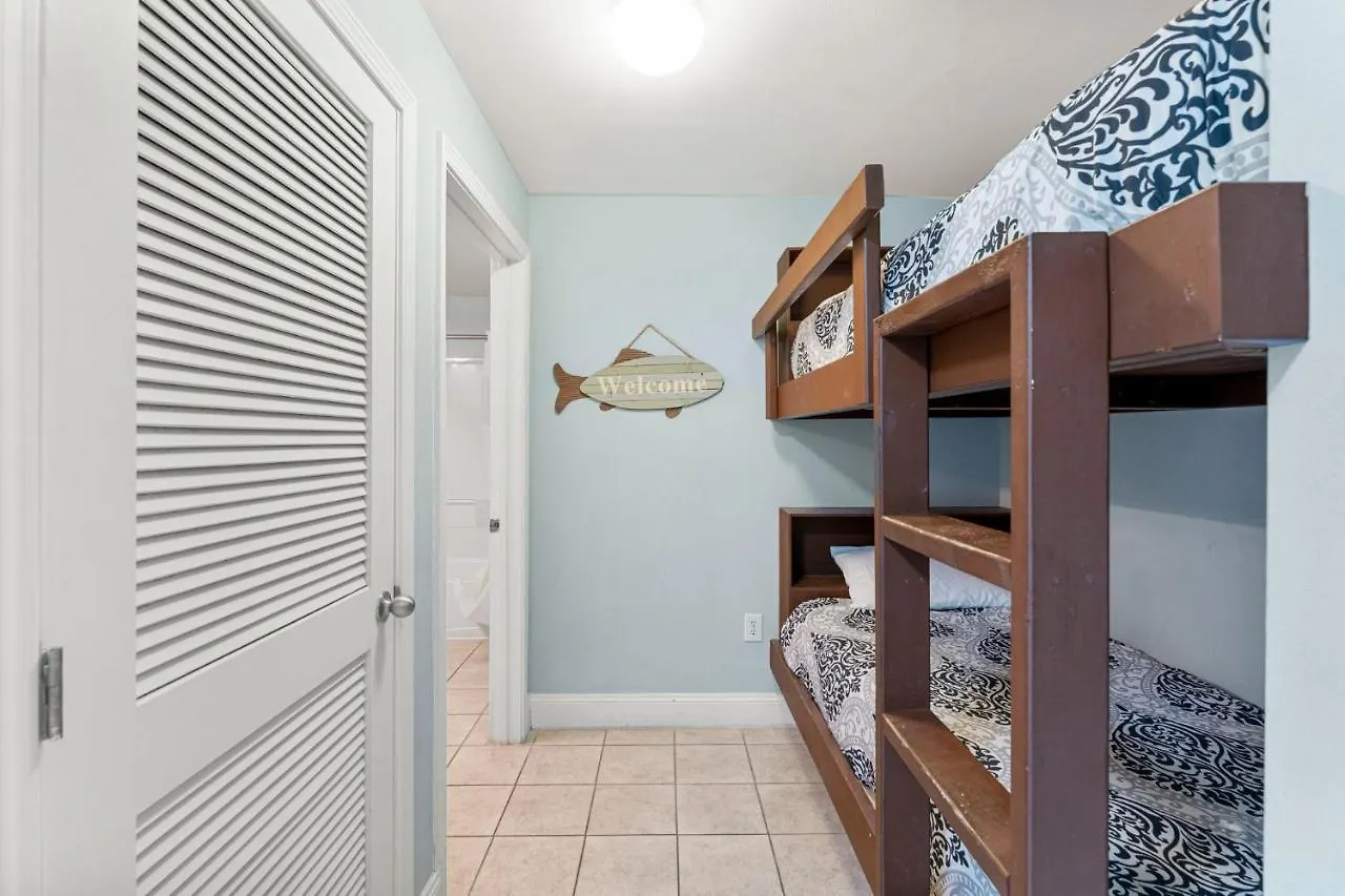 Laketown Wharf 1115 Panama City Beach Apartman